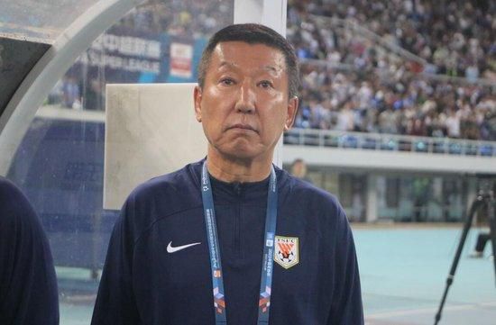黑人刚破完处就三p
